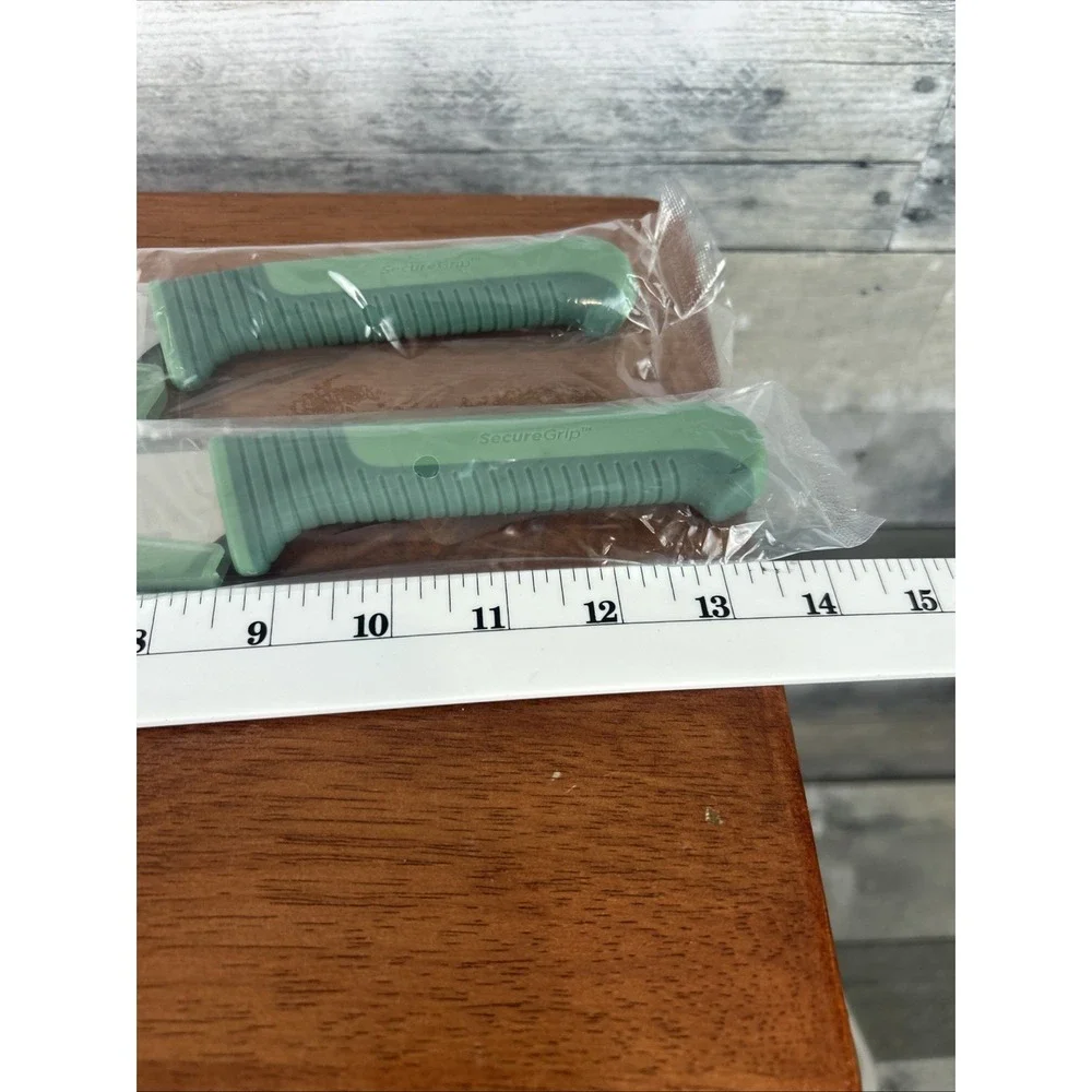 Kuhn Rikon SecureGrip Green Bread & Sandwich Knife Set